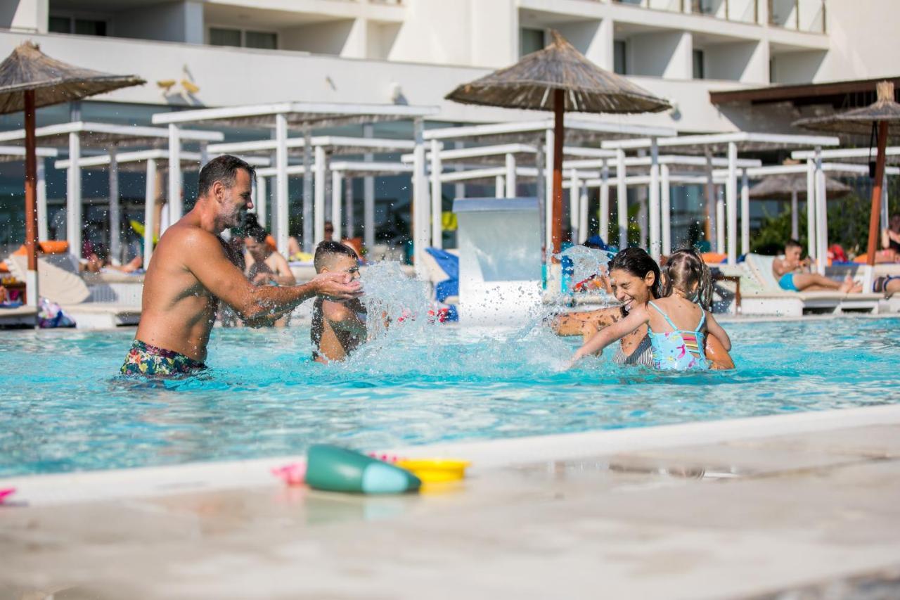 Azul Beach Resort Montenegro By Karisma Ulcinj Exterior photo