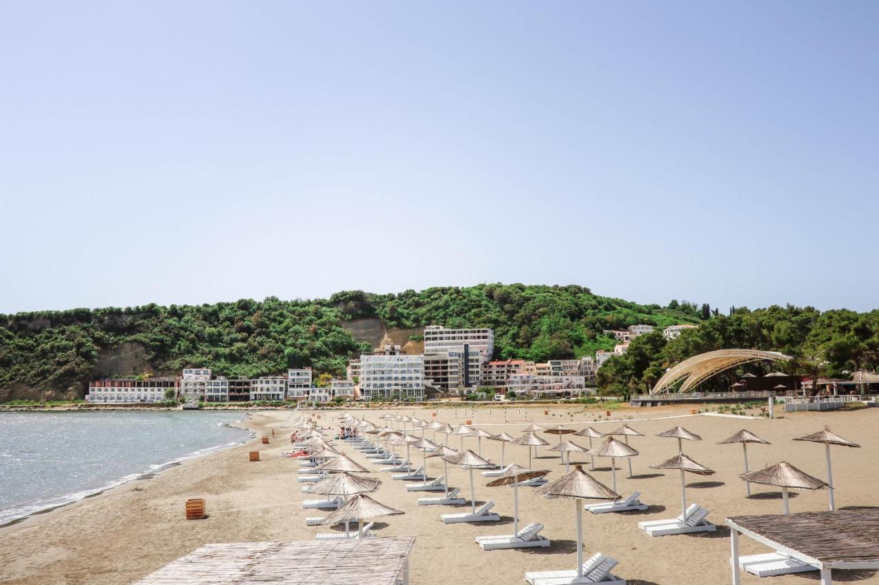 Azul Beach Resort Montenegro By Karisma Ulcinj Exterior photo