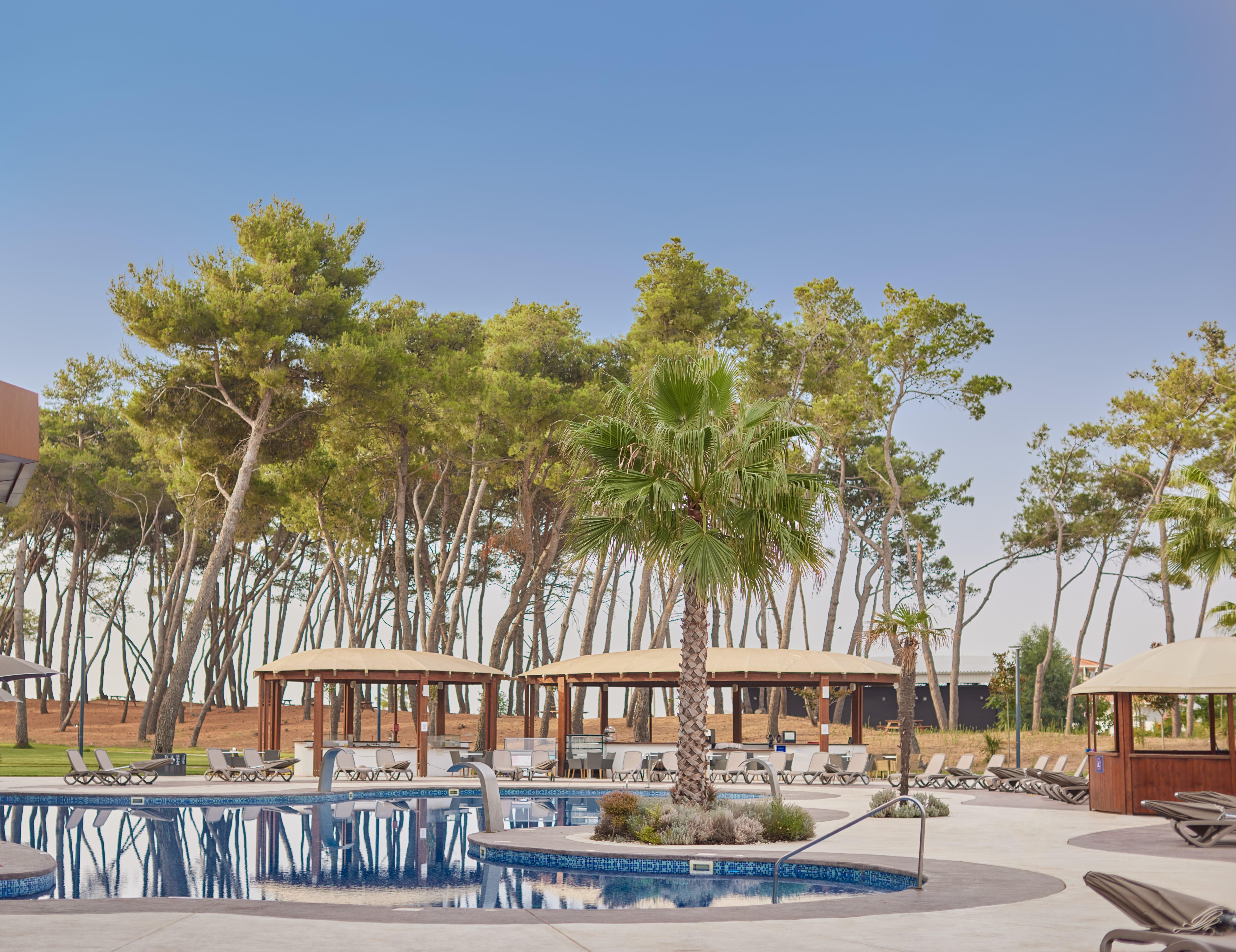 Azul Beach Resort Montenegro By Karisma Ulcinj Exterior photo