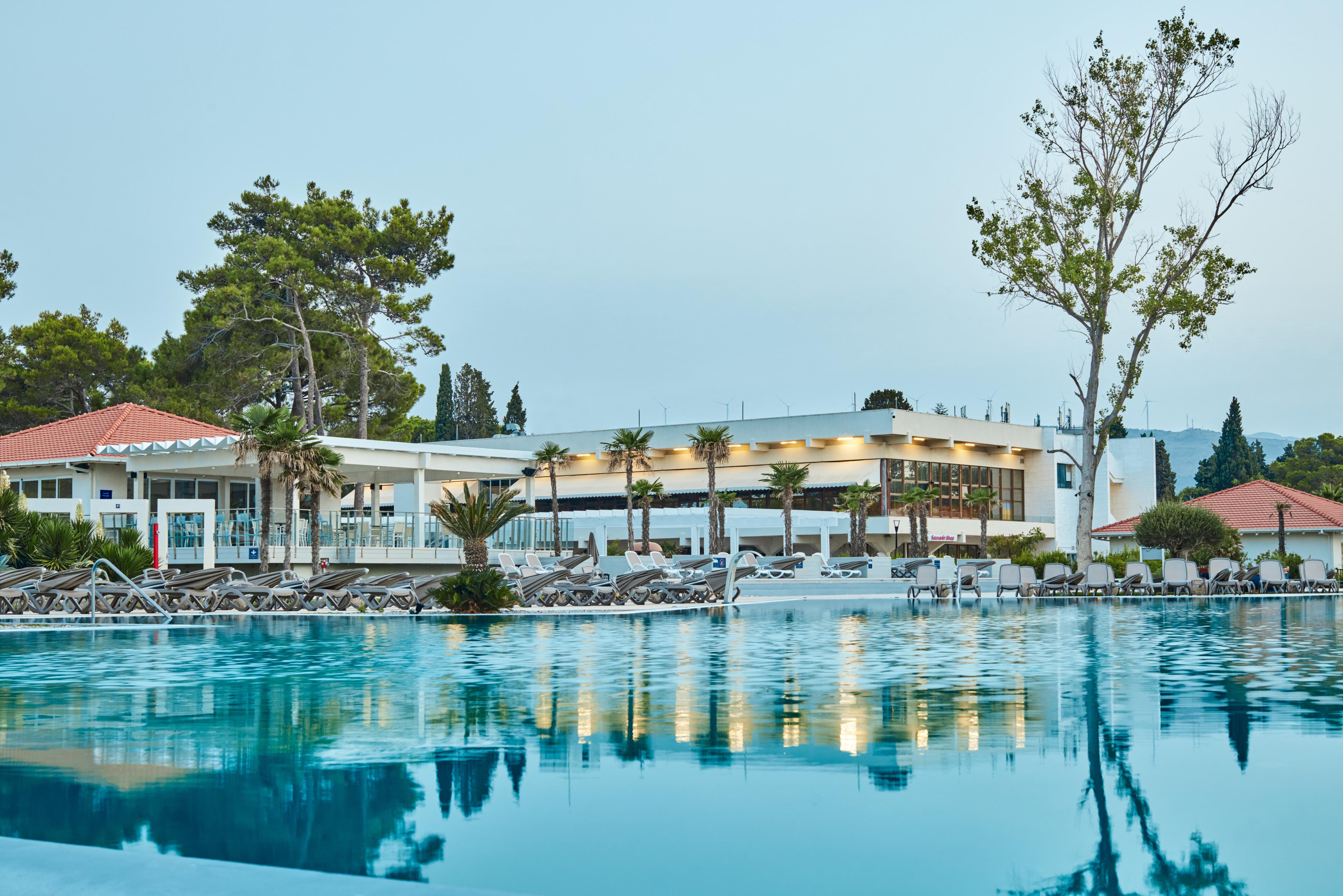 Azul Beach Resort Montenegro By Karisma Ulcinj Exterior photo