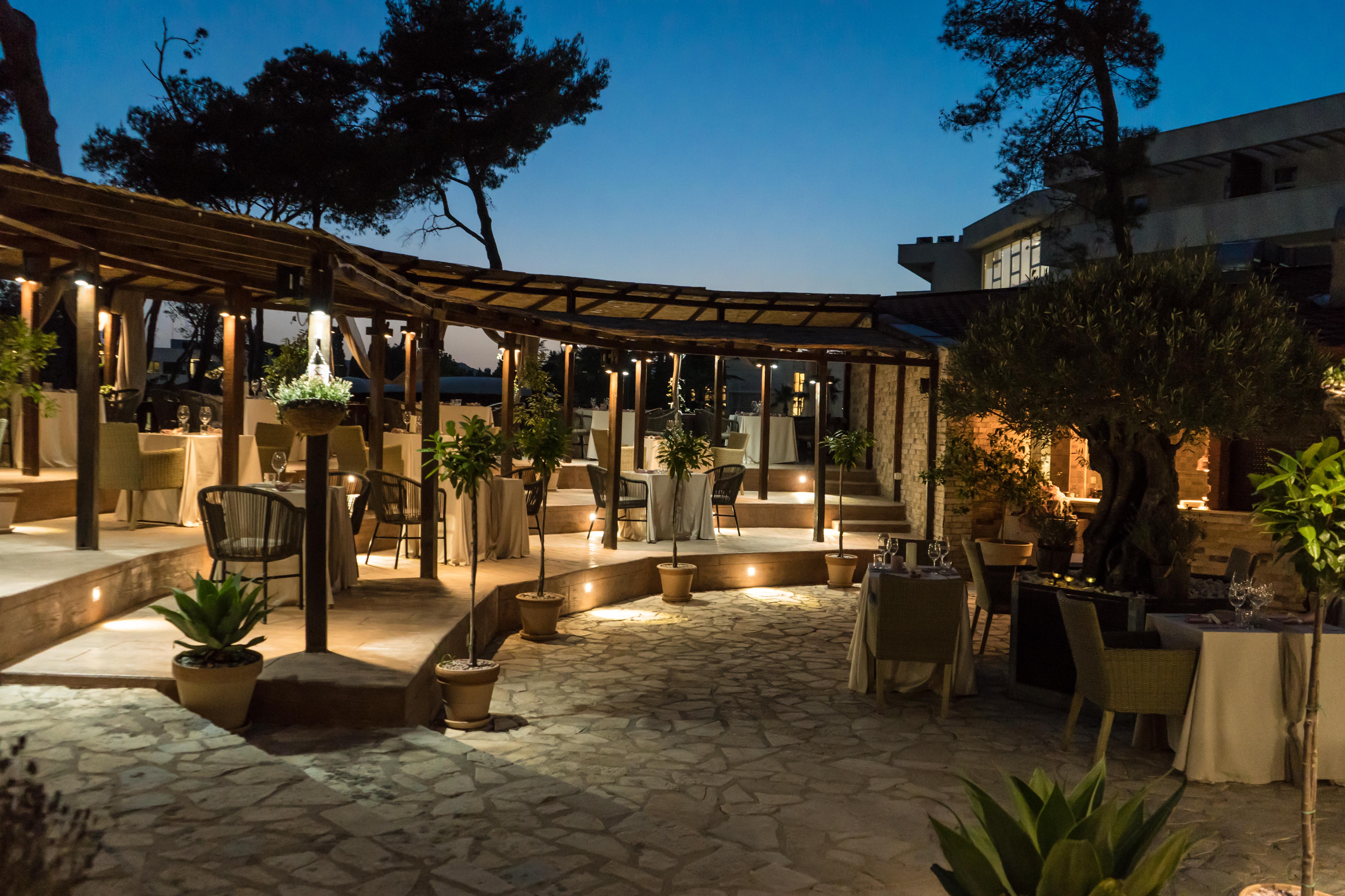 Azul Beach Resort Montenegro By Karisma Ulcinj Exterior photo