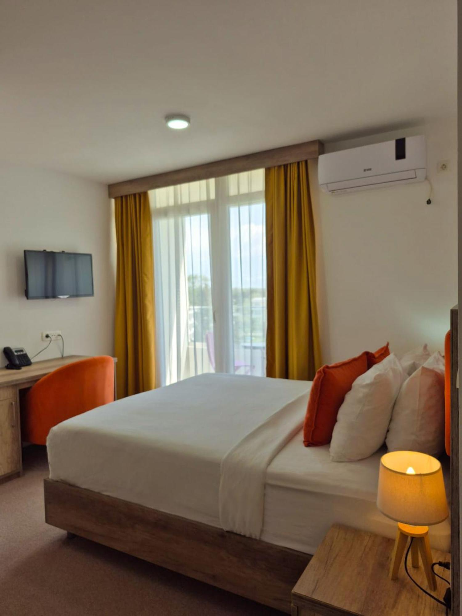 Azul Beach Resort Montenegro By Karisma Ulcinj Exterior photo